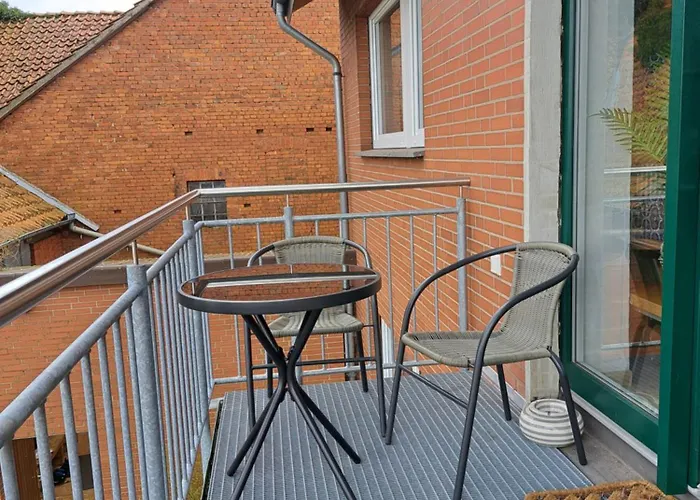 Zur Schoenen Aussicht *
